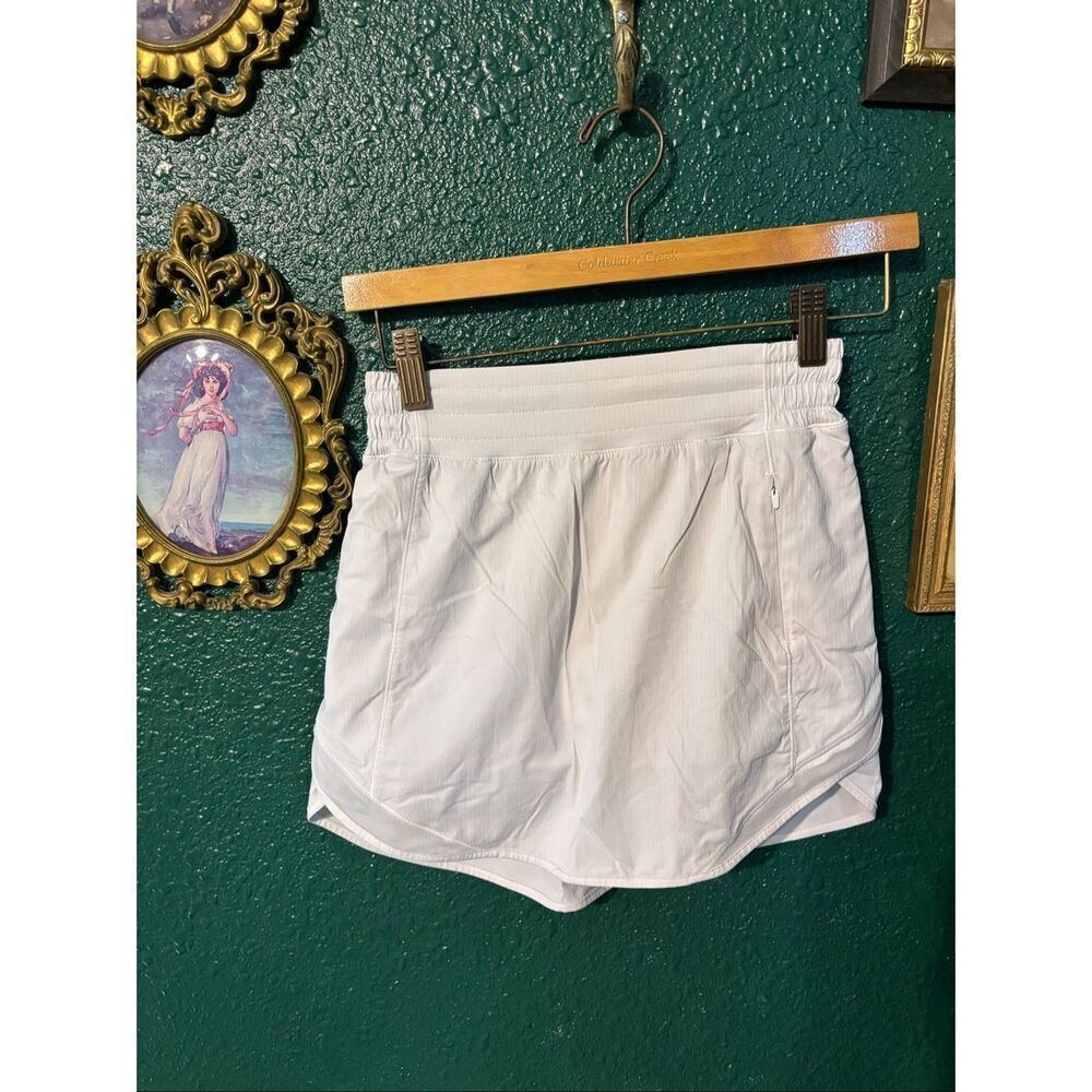 Lululemon Hotty Hot Skort Pearl White Sz 2